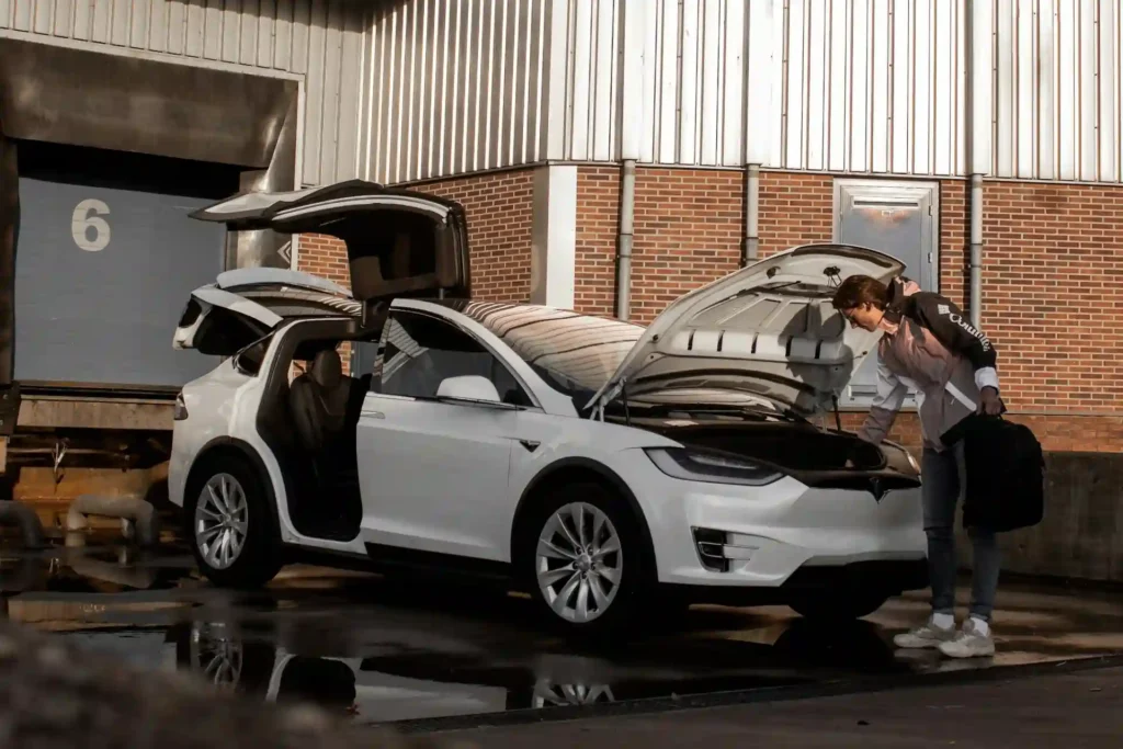 tesla model x falcon wing door