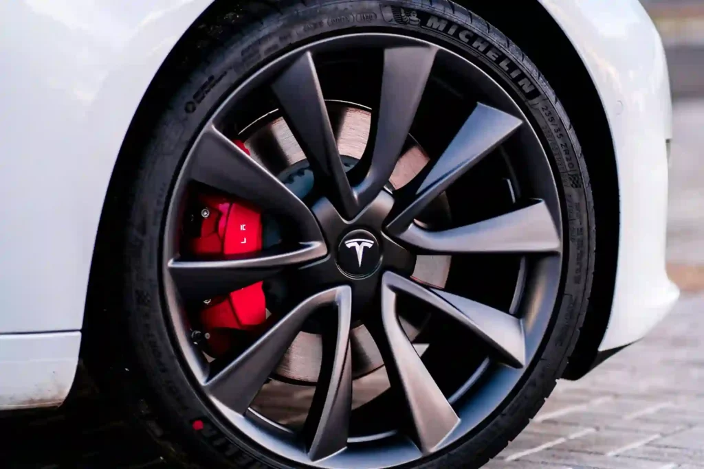 are Tesla tires filled with foam